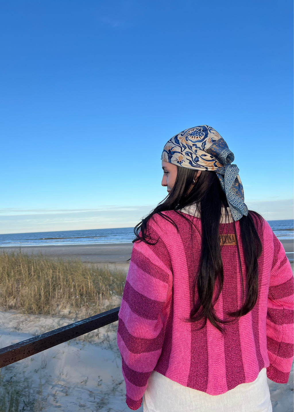 Sweater Versa Rosado con Fucsia