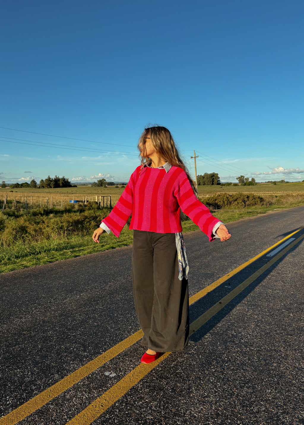 Sweater Versa Rojo con Fucsia
