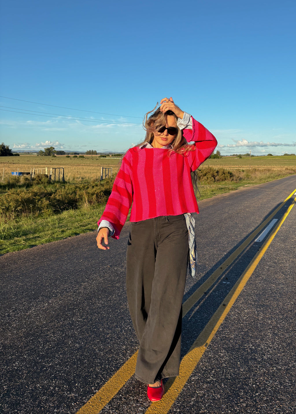 Sweater Versa Rojo con Fucsia